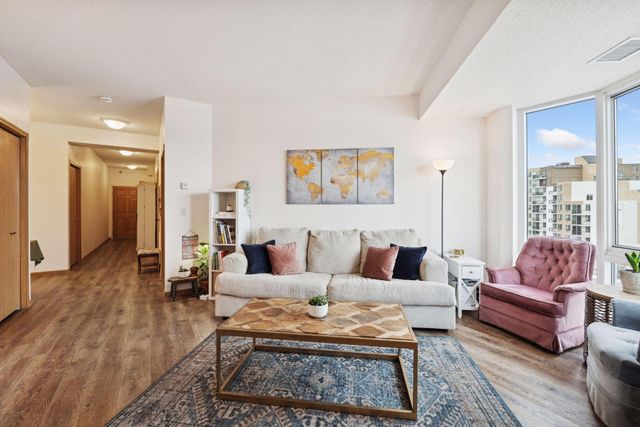 6600 Lyndale Avenue S 400, Richfield, MN 55423