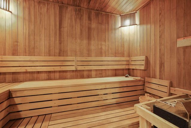 6600 Lyndale Avenue S 400, Richfield, MN 55423