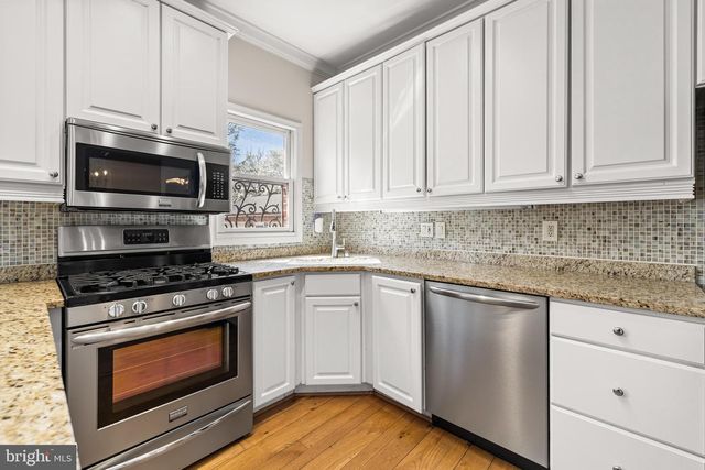 211 W HILL ST, Baltimore, MD 21230