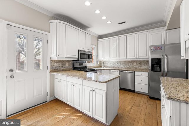 211 W HILL ST, Baltimore, MD 21230