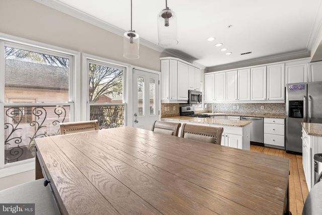 211 W HILL ST, Baltimore, MD 21230