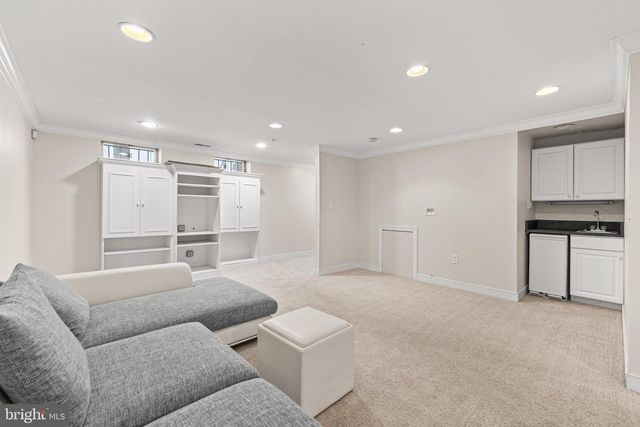 211 W HILL ST, Baltimore, MD 21230