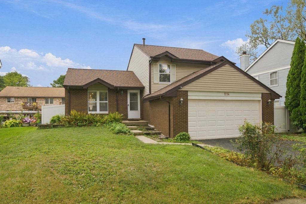 1114 Buttonwood Drive, Westmont, IL 60559