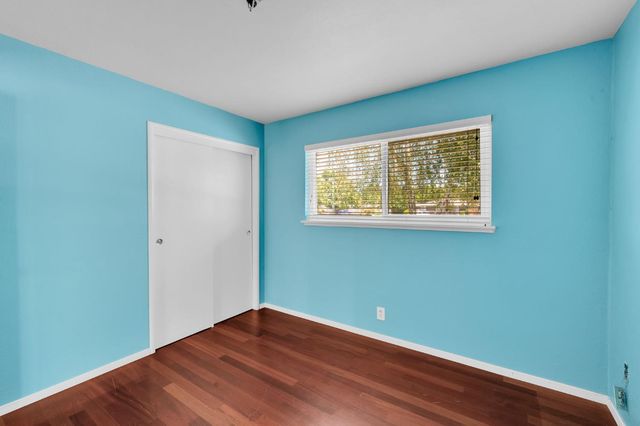 832 Prow Ct, Sacramento, CA 95822