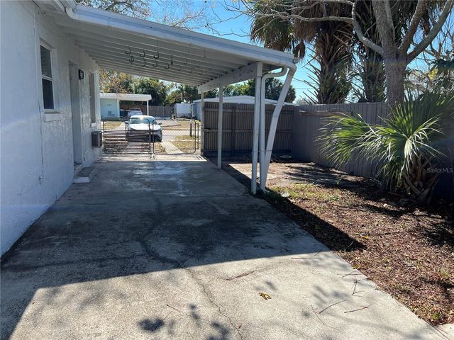 21130 GLADIS AVENUE, Port Charlotte, FL 33952