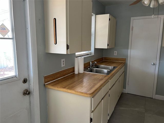 21130 GLADIS AVENUE, Port Charlotte, FL 33952