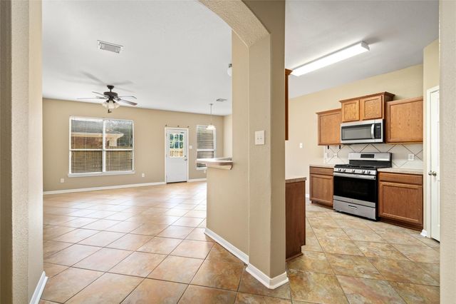 11539 Stonepine Meadow Court, Tomball, TX 77375