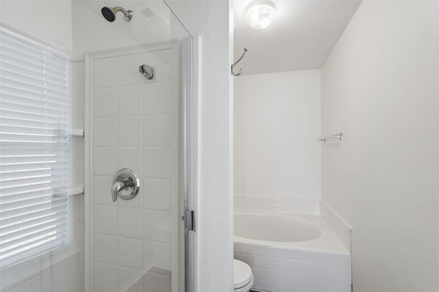 108 Thoroughbred Drive, Krum, TX 76249