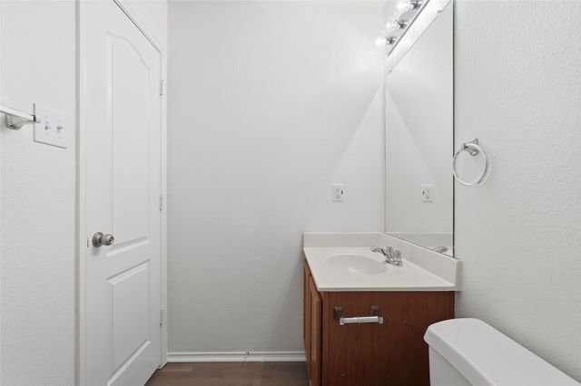 108 Thoroughbred Drive, Krum, TX 76249