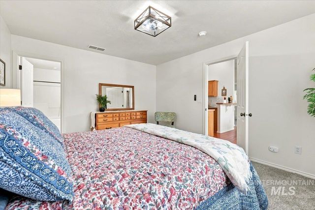 4321 E Tuscany Ave, Nampa, ID 83686