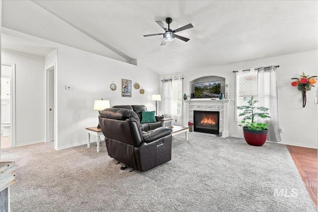 4321 E Tuscany Ave, Nampa, ID 83686