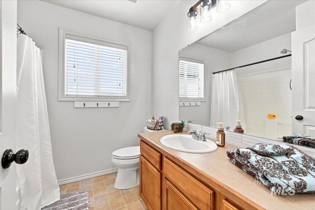 4321 E Tuscany Ave, Nampa, ID 83686