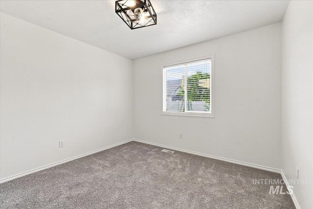 4321 E Tuscany Ave, Nampa, ID 83686