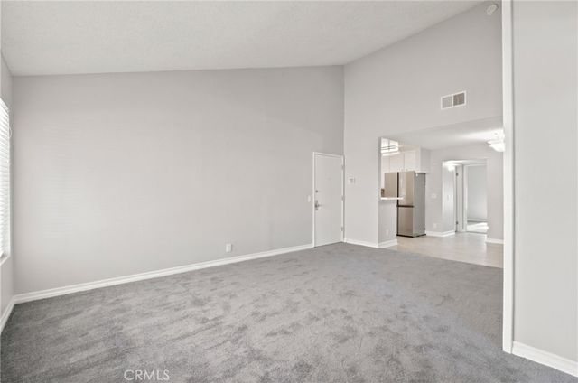 15425 Sherman Way 211, Van Nuys, CA 91406