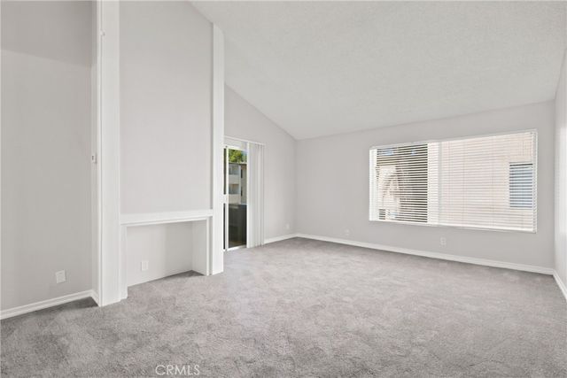 15425 Sherman Way 211, Van Nuys, CA 91406