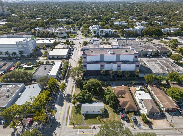 900 NW 2nd St, Fort Lauderdale, FL 33311