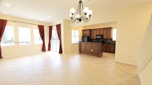 6033 NW 118th Dr 6033, Coral Springs, FL 33076