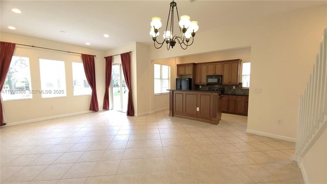 6033 NW 118th Dr 6033, Coral Springs, FL 33076