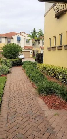 6033 NW 118th Dr 6033, Coral Springs, FL 33076