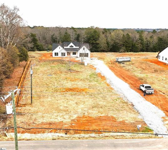 1111 Mount Lebanon Road, Pauline, SC 29374