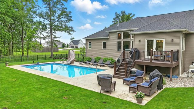 6212 Deer Hollow Road, Auburn, IN 46706