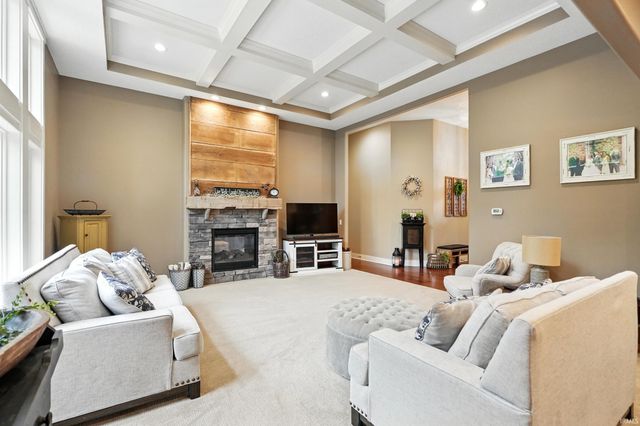 6212 Deer Hollow Road, Auburn, IN 46706