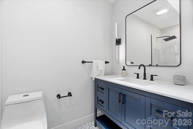 100 Gold Creek Crossing, Black Mountain, NC 28711