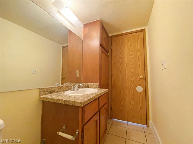 894 Rhinegold Way, Las Vegas, NV 89110