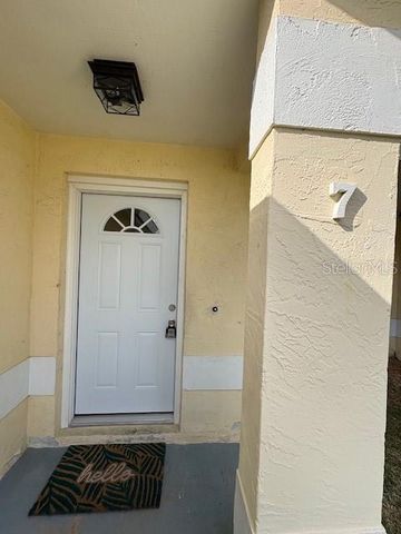 7 BROWNSTONE LANE, Palm Coast, FL 32137