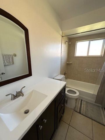 7 BROWNSTONE LANE, Palm Coast, FL 32137