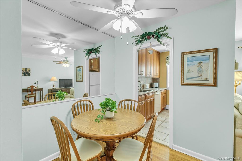 4030 Jerusalem Avenue 1C, Seaford, NY 11783 — photo 5