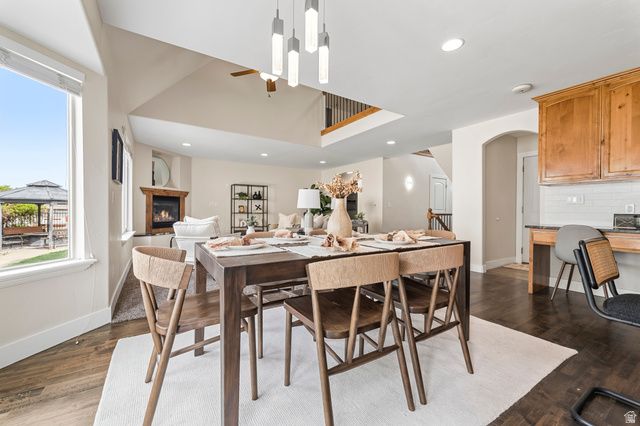 2209 S HUNTER DR, Saratoga Springs, UT 84045