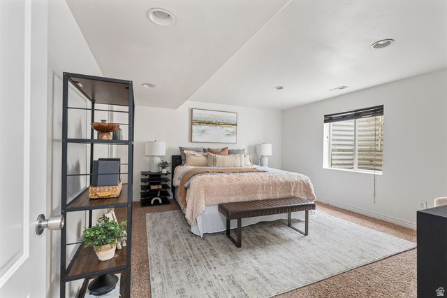 2209 S HUNTER DR, Saratoga Springs, UT 84045