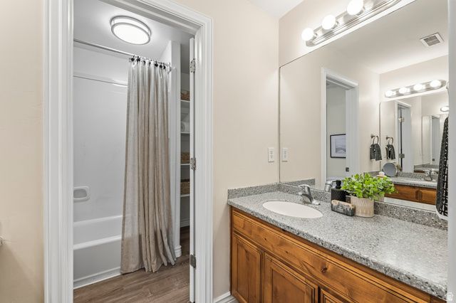 2209 S HUNTER DR, Saratoga Springs, UT 84045