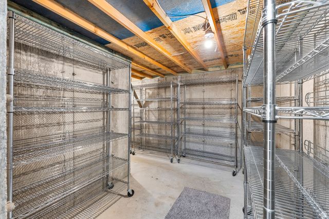 2209 S HUNTER DR, Saratoga Springs, UT 84045