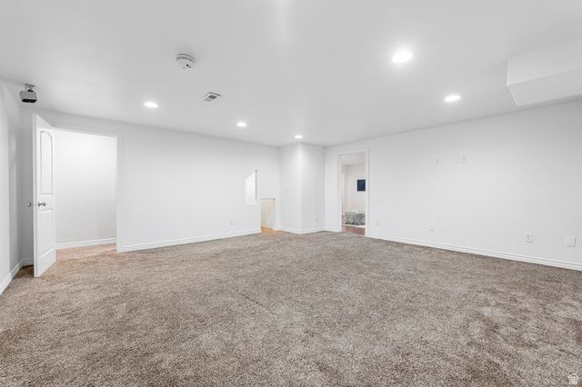 2209 S HUNTER DR, Saratoga Springs, UT 84045