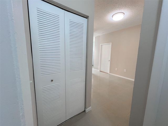 1881 NW 96th Ter 7C, Pembroke Pines, FL 33024