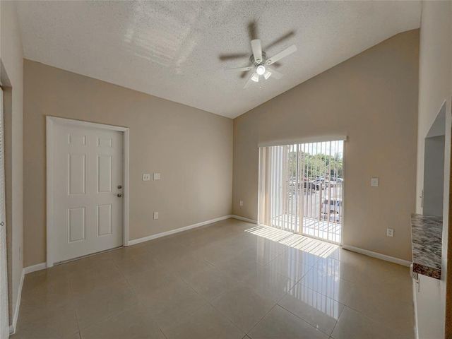 1881 NW 96th Ter 7C, Pembroke Pines, FL 33024