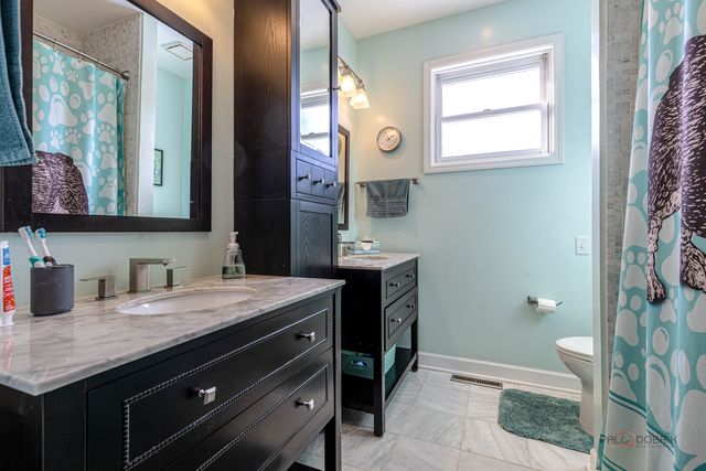 25900 N Saint Marys Road, Mettawa, IL 60048