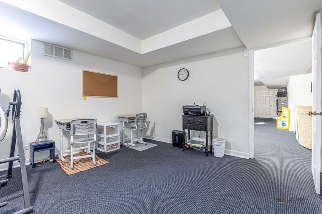 25900 N Saint Marys Road, Mettawa, IL 60048