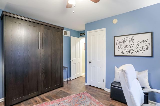 814 S Meadowbrook Drive, Bloomington, IN 47401