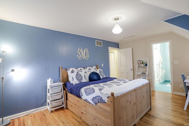 814 S Meadowbrook Drive, Bloomington, IN 47401