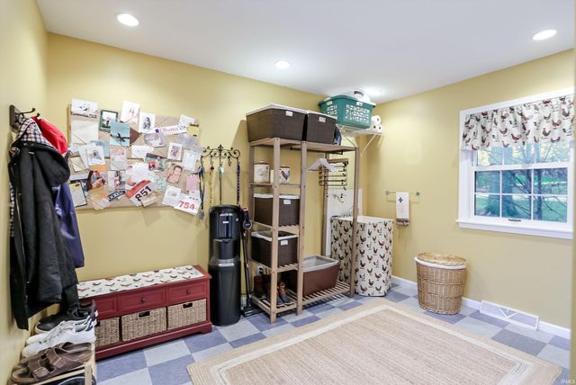 814 S Meadowbrook Drive, Bloomington, IN 47401