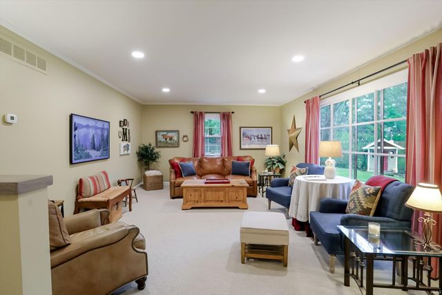 814 S Meadowbrook Drive, Bloomington, IN 47401