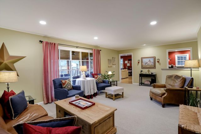 814 S Meadowbrook Drive, Bloomington, IN 47401