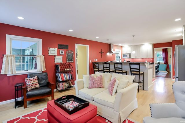 814 S Meadowbrook Drive, Bloomington, IN 47401