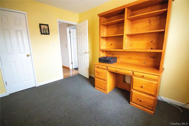 51 E 2nd Street, Freeport, NY 11520