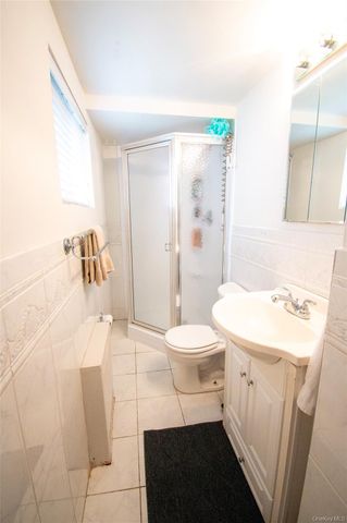 51 E 2nd Street, Freeport, NY 11520