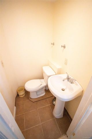 51 E 2nd Street, Freeport, NY 11520