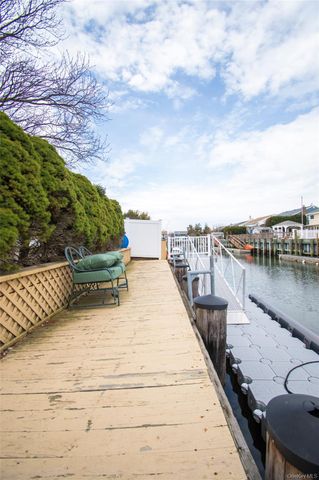 51 E 2nd Street, Freeport, NY 11520